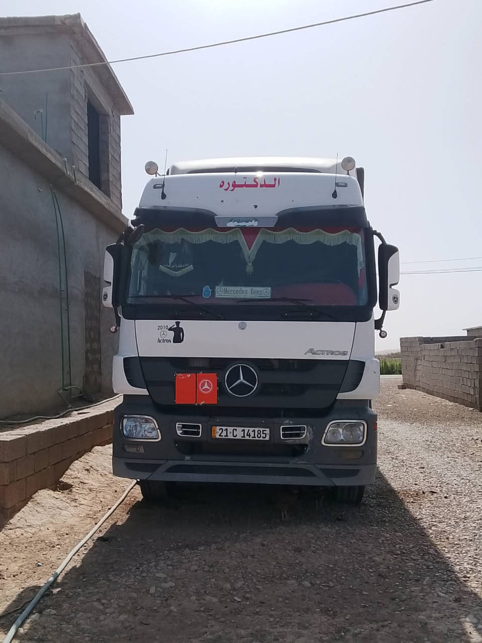 سلام عليكم سياره للبيع اكتروز موديل 2010
فول مواصفات بدون كاميرا حساس جاهزه للشغل رقم الهاتف ***********
