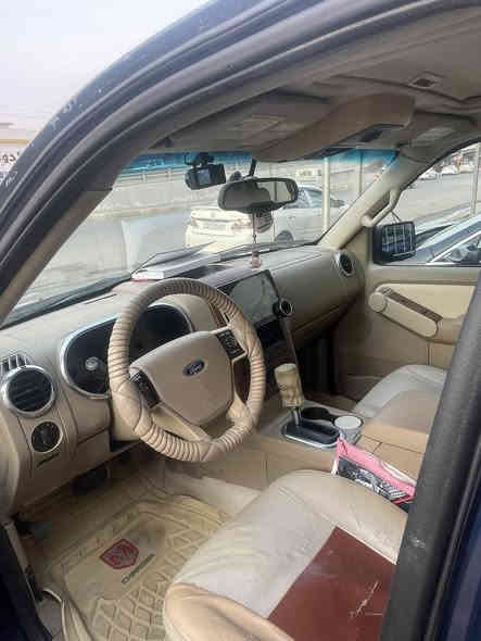 السلام عليكم لبيع اكس بلور 2008 بيها صبغ جاملوغ بنيد سياره حلوه جاهزه من كلشي السعر 11 ونص بيها مجال رقم الهاتف ***********
