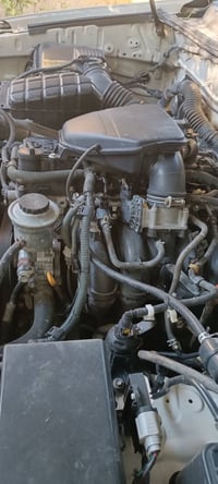 برادو ٤ سلندر • ٢٧٠٠ • الگير مفتوح