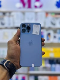 13 برو ماكس ذاكره 256 بطاريه 81 اصلي بلادي  شرط الفحص والضماااان  0781...