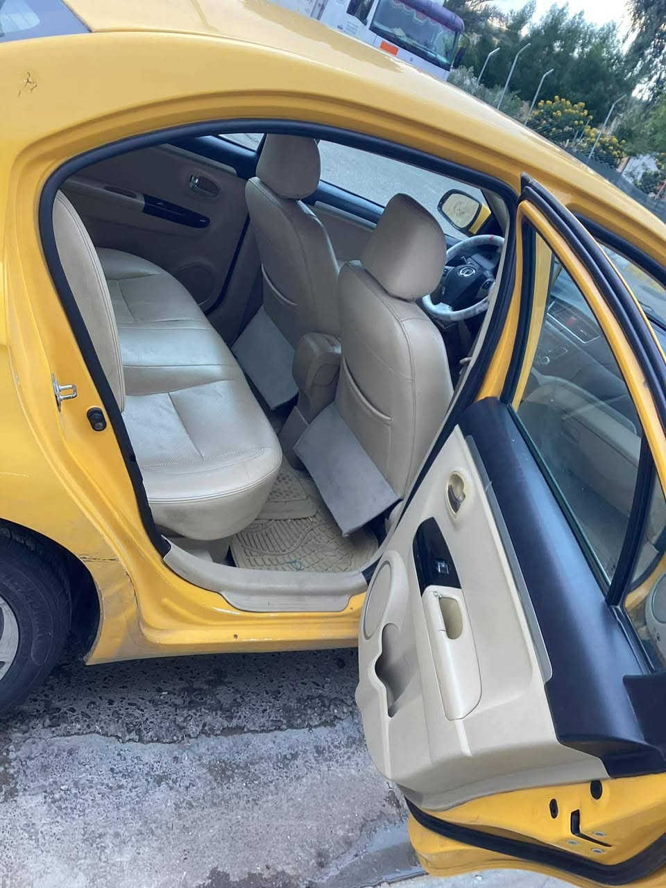 كريت وول موديل 2016 سنويه باسمي ينتهي بل 2030 محرك كير بالشرط وبيها بطاقة بنزين السعر 68 وبيها مجال للاستفسار اتصل علئ رقم ***********
