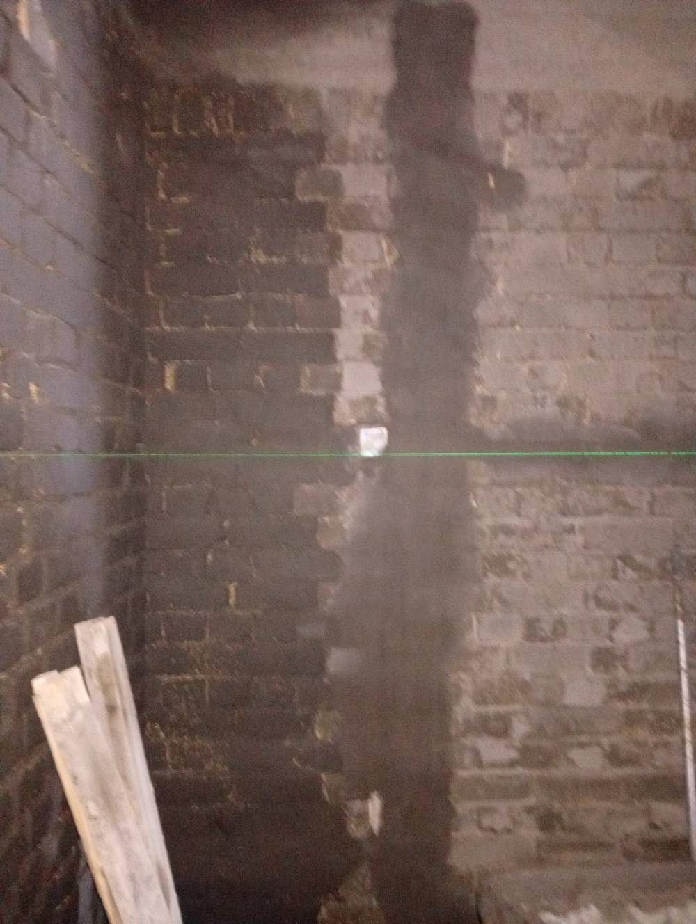 حفر تنزيل بوري كهرباء شرط علي الليزر حفر دقيق جدآ وتكعيد بوكسات سيركت بنل جر كيبل قص حائط بكل انواعه تثبيت بسمنت  بطريقه منتازه وفق الشروط المطلوبه لتواصل معي عندي مقاطع فيدوهات وعندي كثير بيوت تم العمل بها  وتوفقنا والعمل قطعي سواء بلوك طابوق او طابوق احمر وماشابه كلها عملت بها واعرف طريقتها 
