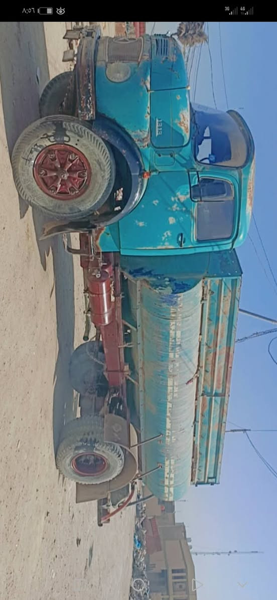 السلام عليكم موديل 75
8 طن ماكينه 81 رقم انجليزي انبار 
رقم ***********
