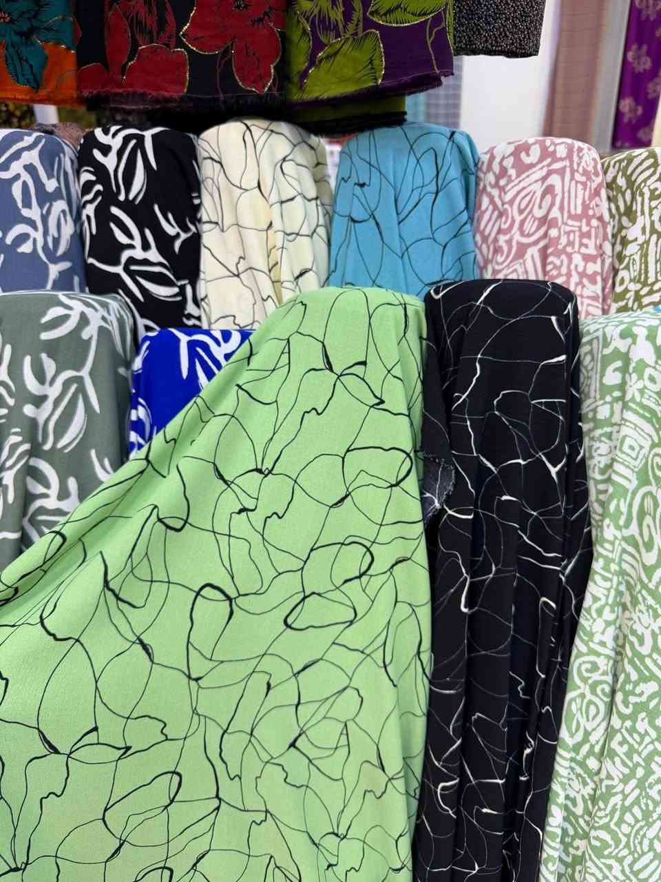 قماش كريب صيفي
للفساتين والقمصان والسوت والبشتات
سعر القطعة ب 12،500 الاف
حجز على الخاص


**إذا كنت صاحب هذا الإعلان وتريد حذفه لأي سبب، رجاءا أرسل رسالة إلى الدعم الفني**