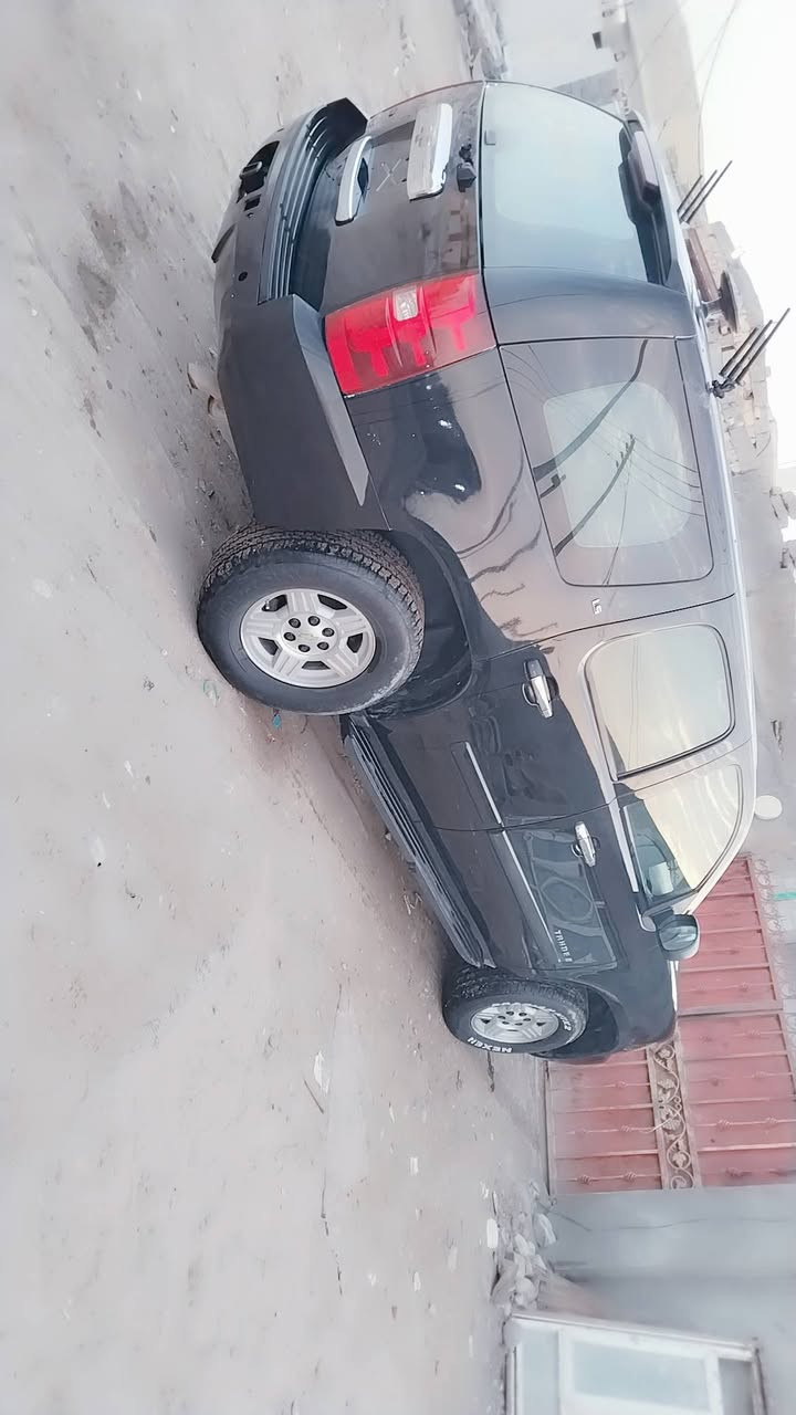 سلام عليكم  تاهو موديل13للبيع مكفوله من الكص ولضربه سياره جديده كير ومحرك وكسن وحداديه وتايارت كله جديد مكاني الناصريه مركز الستفسار ***********   *********** المن السياره ادوات بس
