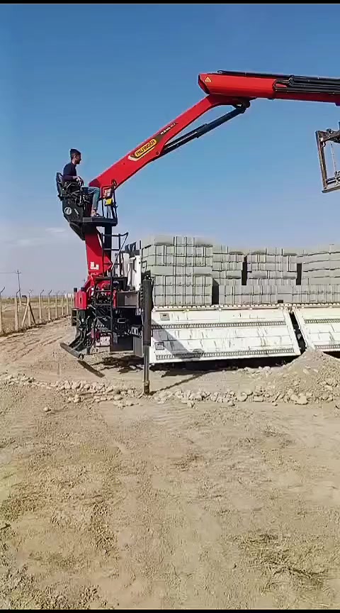 اللهيبي الرقم الصعب لستنا الوحيدين لكننا الأفضل مستعدون لتجهيز كافت البنايات بكافت المحافظات كرين اوقلاب للاستفسار الاتصال على الرقم التالي ***********
