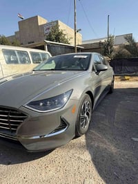 سوناتا هايبرد للبيع hybrid blue 2023  محركها يكون 2000 وارد امريكي    ...