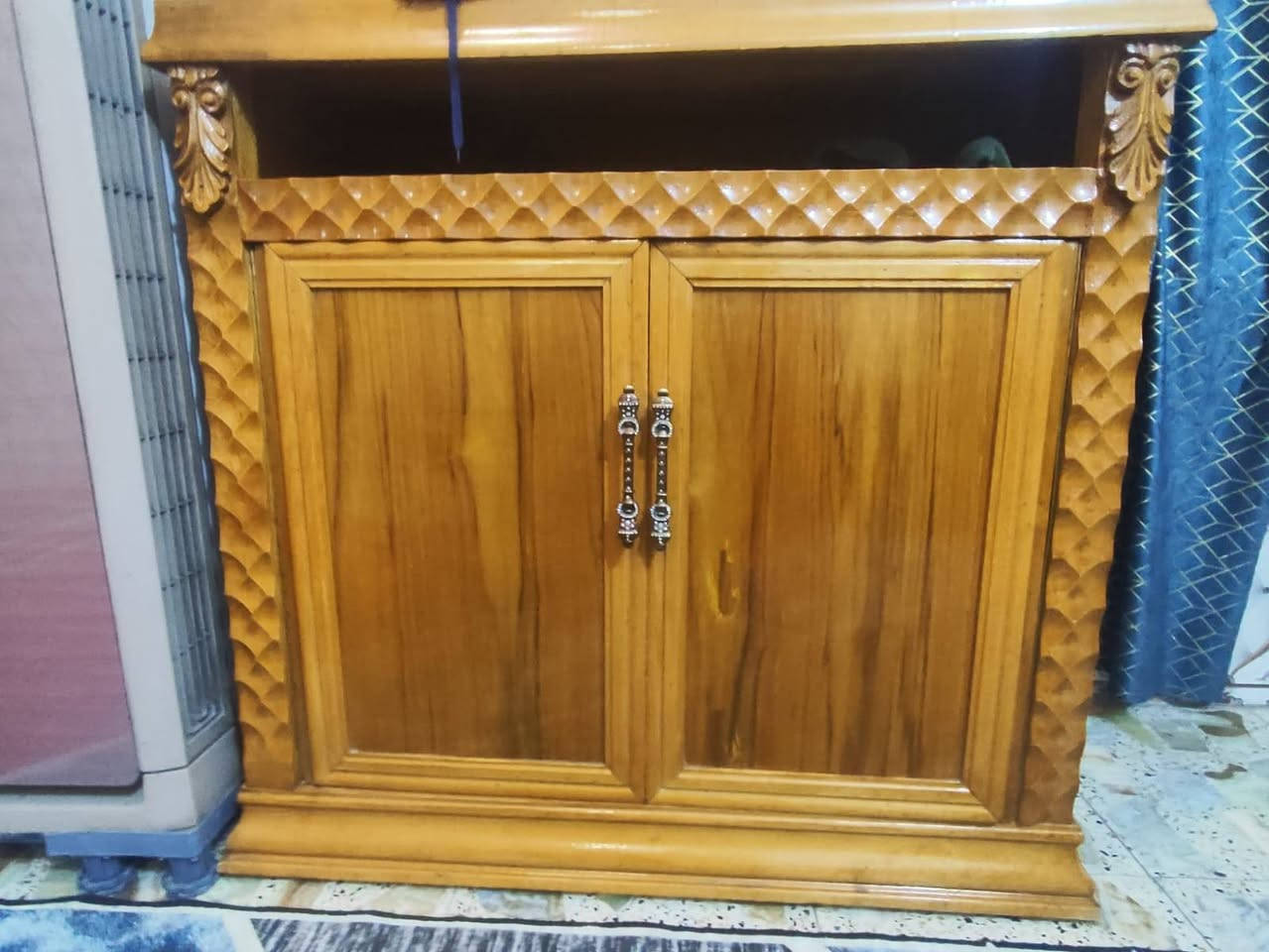 غرفه اخشاب صاج للبيع 
عنوان مدينه الصدر 
ستفسار ***********
