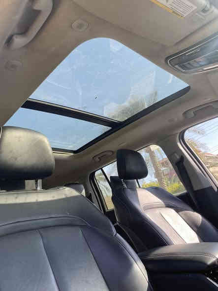 السلام عليكم جيب كراند ٧ 
لمتد السياره فول مواصفات تبريد وتدفئه 
السياره موديل ٢٠٢٣ ماشيه ٢٧ الف مايل 
السياره بانوراما وشاشه خلفيه بلادي 
السياره مرقمه بسمي 
جاملغ وبنيد صبغ 
رايديها ب٣١٥ 

***********
