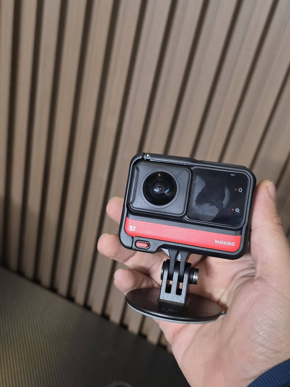 Insta360 one Rs 
يصور ٣٦٠ درجة 
قفلة 275 الف 

توصيل موجود الجميع مناطق العراق


**إذا كنت صاحب هذا الإعلان وتريد حذفه لأي سبب، رجاءا أرسل رسالة إلى الدعم الفني**