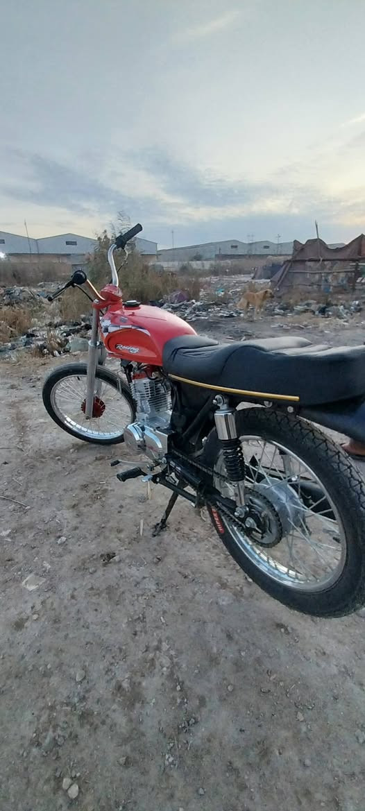 السلام عليكم دراجه باكستاني صاره سبوع من عمرته مكفوله كفاله عامه بدون اوراق السعر 750 وبيه مجال 
ما متواجد خاص  ***********  
مكلف بنشر
