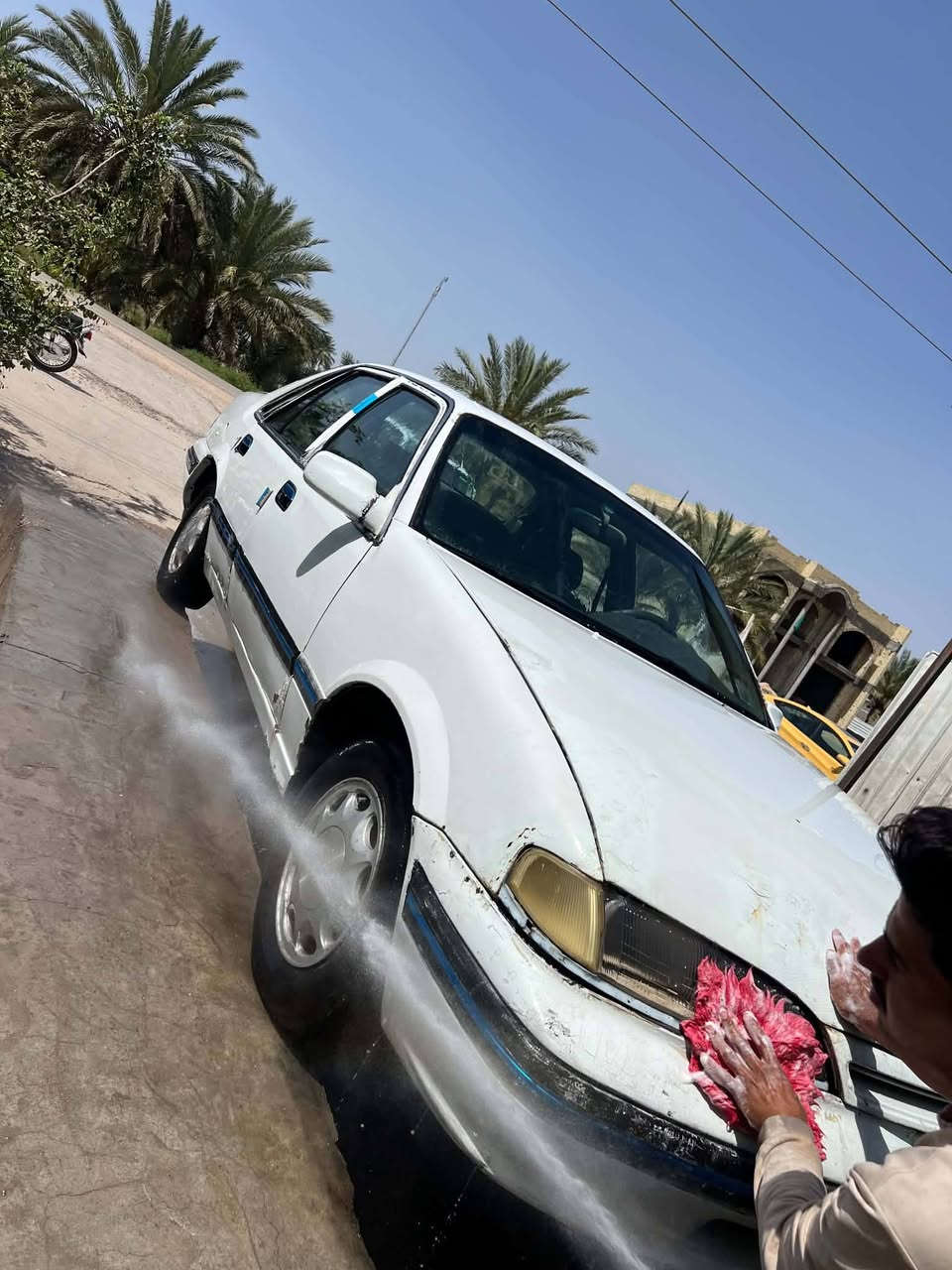 السلام عليكم برنس موديل ٩٤ رقم بابل انكليزي تحويل ثاني يوم مكينه وكير عادي وتخم تاير السيارة جاهزه السعر ٢٨ وبيه مجال مكاني بابل حي الجزائر ***********
