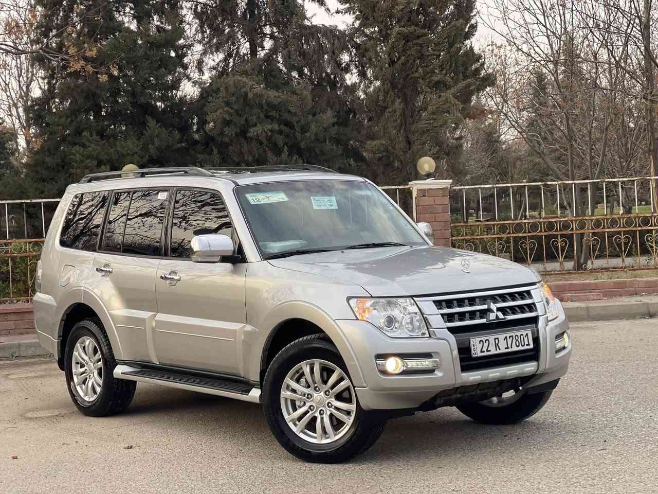 شيء تحفه و مناسب جدا 📦🧿
سعر بلاش 219 ورقة 🔥🔥💣💣💰💰

باجيرو 2022 خليجية كفالة عامه حتى دعاميات شرط…. 

ماشية 58 الف كم 
رقم و سنوي هزه فحص جديد حتى 2030 
محرك 6 سلندر 3800 وضع شركة 

مواصفات// 
فتحه. كشنات جلد و كهرباء. مرايه كهربائي. حساس. ويل كبير. شاشة و كاميرا. بلاجكتور. تحديد سرعة. 7 راكب. فور ويل. بعد 

محرك كير مكفول 
صدر حداديه تخم تايرات جديد 
2 سويج كتلوجات و كاعيات شركه وياها 

مكان سيارة اربيل// *********** واتس آب موجود ☎️☎️

فقط بيع رجاء 🙏
