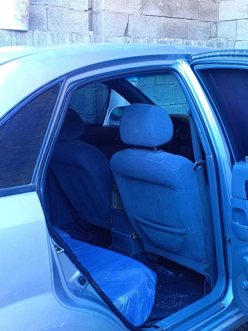 بسم اللە رحمان رحیم.                           ۆپترا 2005 گیر حادی 4 پارجەی هەیە من بەحام دەیفرۆشم هەندیک سپی بوویتەوە سەیارەکە زۆر تەوندوو تۆلە یەک دینار مەسرەفی تیدا نییە رەقەموو سەنەوی بەشەرت سەیارەکە هەتا بریت جوان و خاوینە سەنەوی 4 مانگ بەسەر جووە 55$ محامەلە ئەوەی مووشتەرییە با تەلەفۆن بکات. ***********
