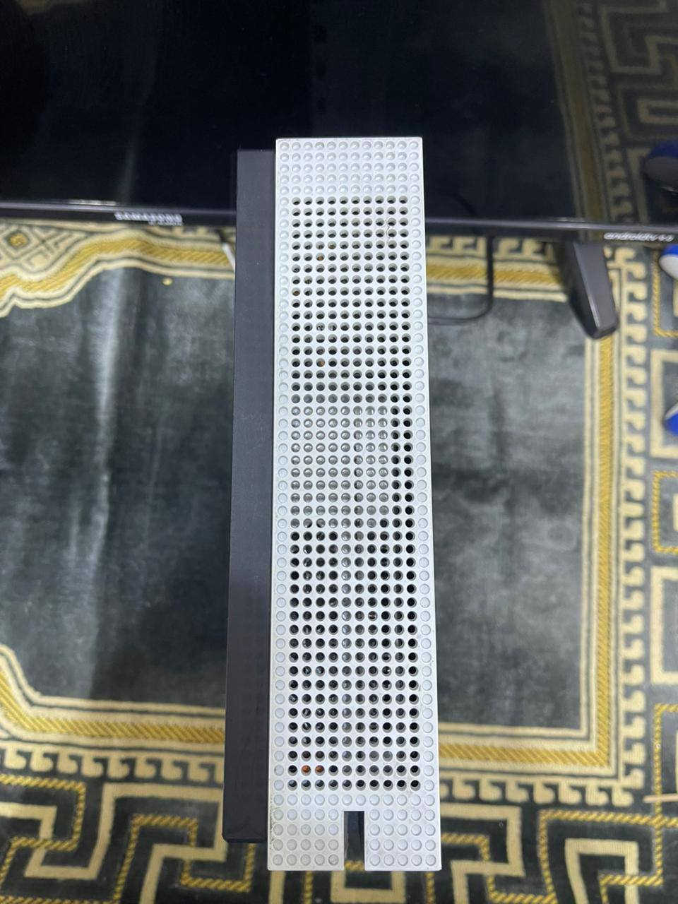 اكسبوكس ون S
نضيف استعمال قليل 

واحد تيرة 

ملحقاتة(جوستك-ماوس RGB-كيبورد)

مثبت بيه15 لعبة يعني اشترك كيم باس والعب 

175 بيه مجال


**إذا كنت صاحب هذا الإعلان وتريد حذفه لأي سبب، رجاءا أرسل رسالة إلى الدعم الفني**