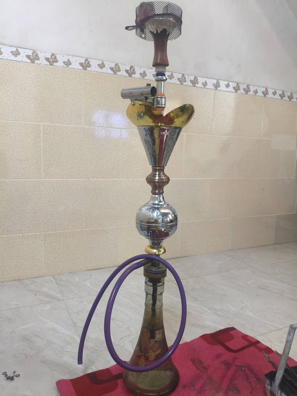 غراض للبيع مااعرف سعرهن
ملاحظة مروحه شحن و كهرباء شغال بس مايدور يمين و يسار
وصفاية الماء ماطوره عاطل
شراي خابر        ***********
