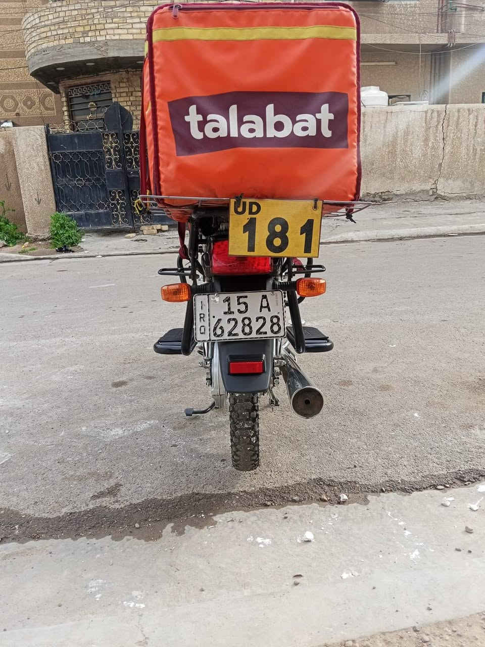 للبيع هاوجي قفاز جبلي لتباوعلي ع صندوك ممشتغل دلفري اقل شهر من مشدود موديل ٢٣ بنايلون مكفول وين متريد روح افحص مرقم تحويل ثاني يوم مكان رمادي سعره مليونين و ٥٠ بي مجال ***********
