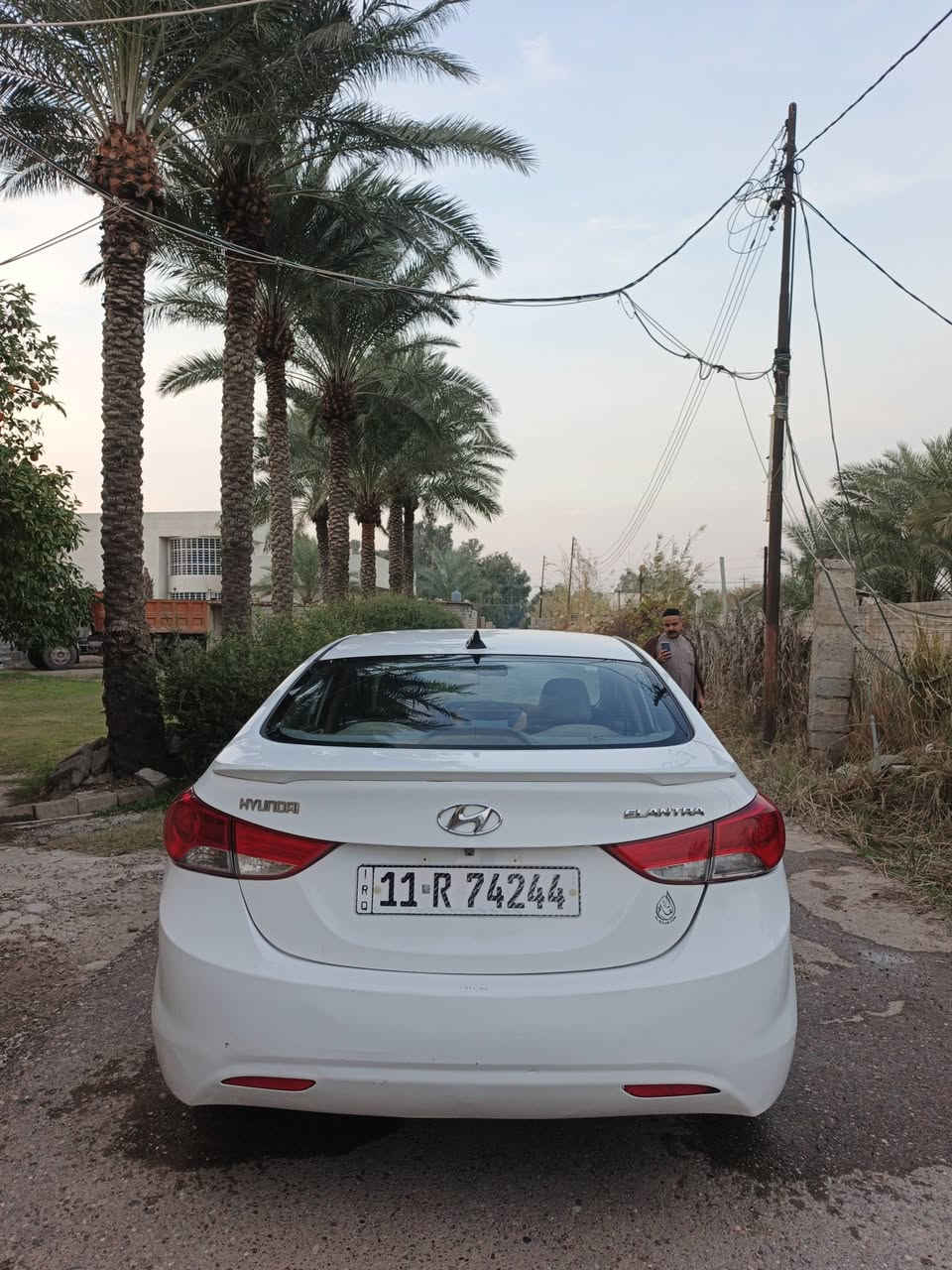 الانترة 2014خليجي مكينة 2000 محرك مفتوح بي كازكيت سيارة رقم انكليزي بغداد بسمي بيهة مكانات صبغ السعر 110 وبيهة مجال بسيط مكان بغداد 
رقم الهاتف ***********
