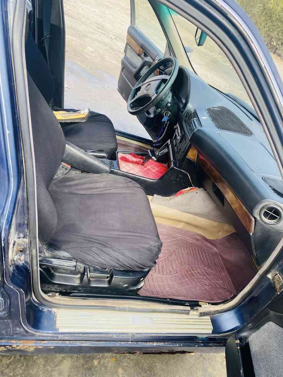 السلام عليكم بي ام للبيع موديل 93 حجم 525 رقم بغداد سياره حلوه نظيفه سعر ها 33 ورقه الأتصال على الرقم ***********
