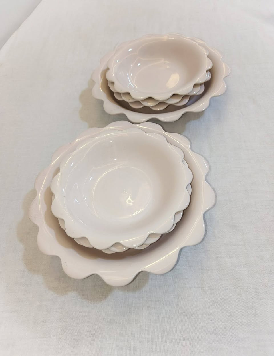 🔥 فخامة مو طبيعية بسعر يفاجئك
🍽️ صحون تخلي سفرتك غير
💥 الكمية محدودة 
🚛 موجود توصيل داخل الكوت ومحافظات ايضا
. 
. 
. 
. 
. 
#صحون #الكوت


**إذا كنت صاحب هذا الإعلان وتريد حذفه لأي سبب، رجاءا أرسل رسالة إلى الدعم الفني**