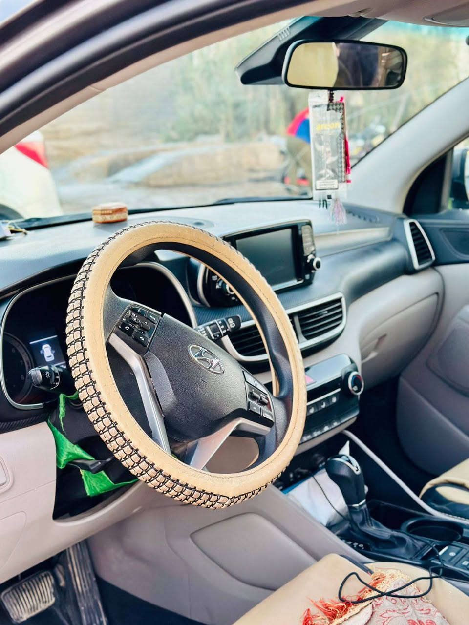 🔰 توكسان موديل 2020
🔸 وارد امريكي

💢 ضربتها جاملغ امامي وبنيد

🔘 رقم بغداد جديد

🛞 ماشية 57 الف ميل

🚀 محرك GDI 2000

🟠  مواصفات فول ماعدا الفتحة
• كشنات جلد كهرباء + تدفئة (الكشنات الامامية ثنينهم)
• ⁠تحكم ستيرن + تدفئة 
• ⁠مثبت سرعة
• ⁠كير عادي + أوتوماتيك
• ⁠6 وضعيات قيادة
• ⁠شاشة كاميرا
• ⁠كاربلي
• ⁠تخم تايرات جديد
• ⁠باتري جديد
• ⁠الجنطه كهرباء
• ⁠مكينة + كير + صدر  مكفولات
،معروضه 175 وبيه مجال


**إذا كنت صاحب هذا الإعلان وتريد حذفه لأي سبب، رجاءا أرسل رسالة إلى الدعم الفني**