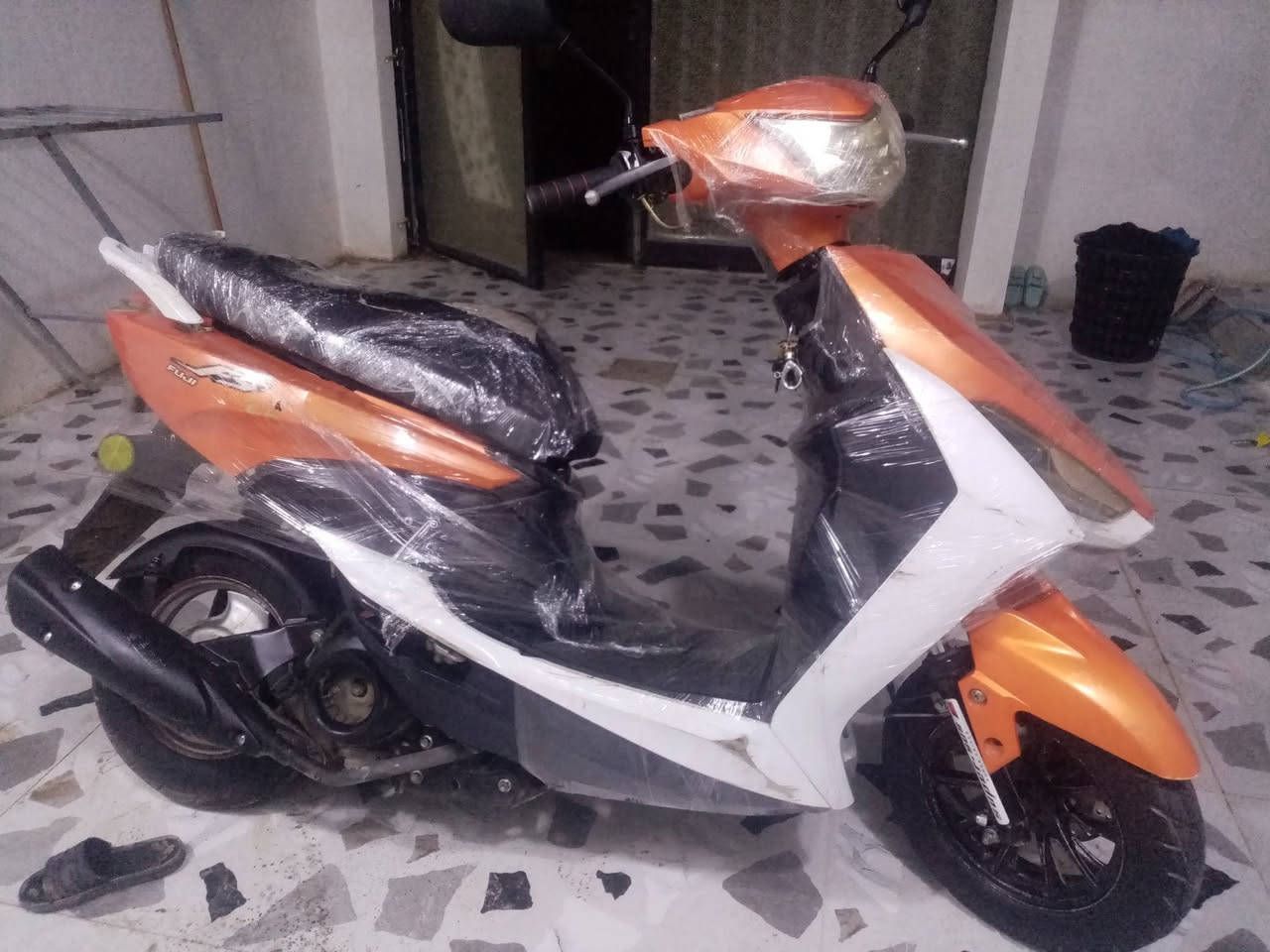 دراجه البيع ماكس محرك ياباني شرط كهربائي كل شغال سعره 350مروس هم عادي هذا رقمي ***********  فيلق  كركوك
