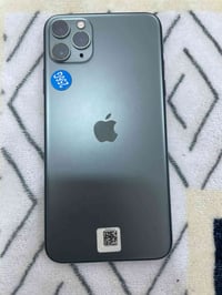 ايفون البيع 11 بروًماكس مكفولً كفاله عامه وًنضيف جدا سعره 450 الف مكان...