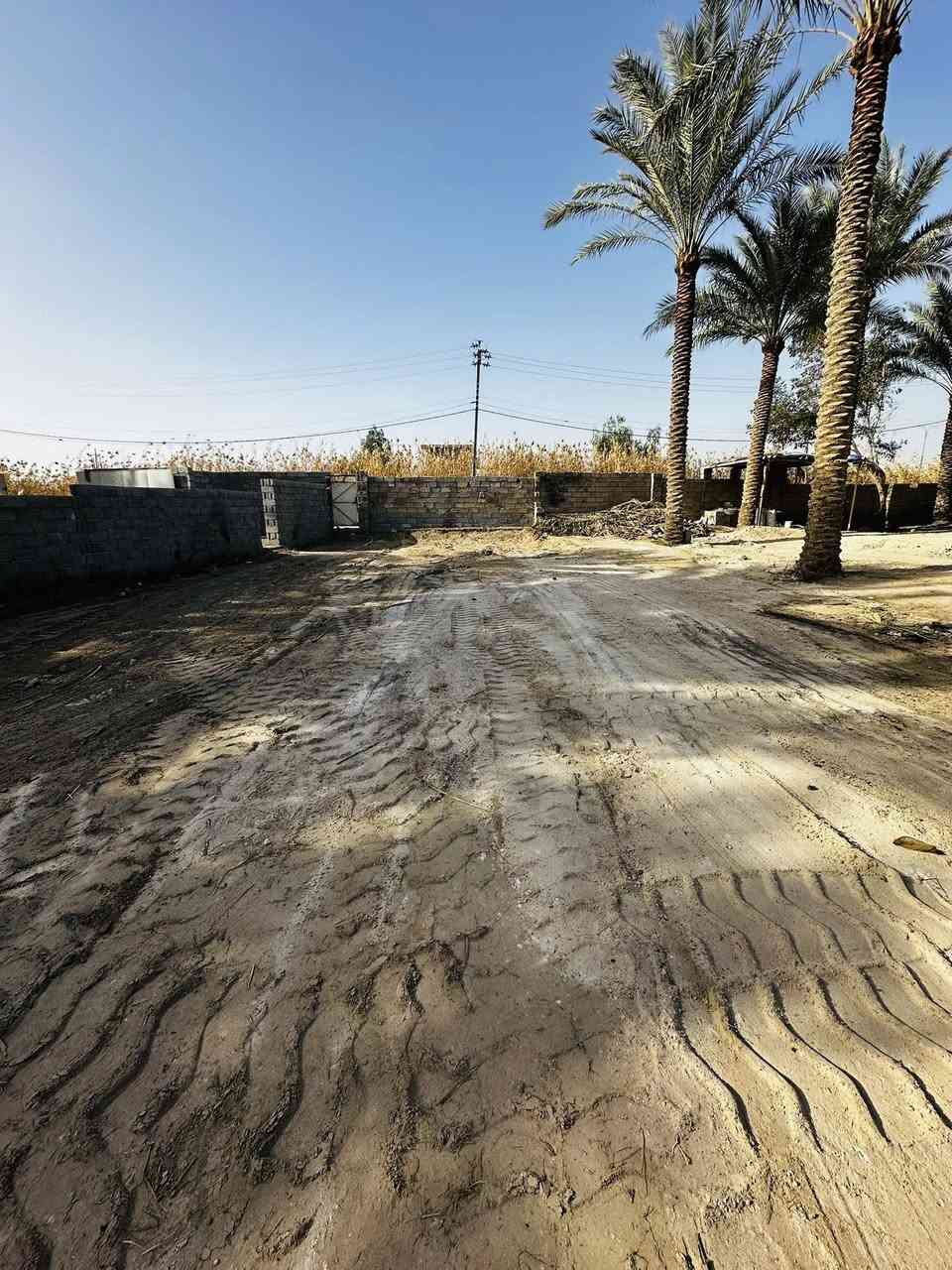 #اعلان توجد قطعه ارض للبيع السناف البعلوان قرب جسر البعلوان  المساحه  600 متر  للأستفسار 
***********
 متواجد ع الفيس
