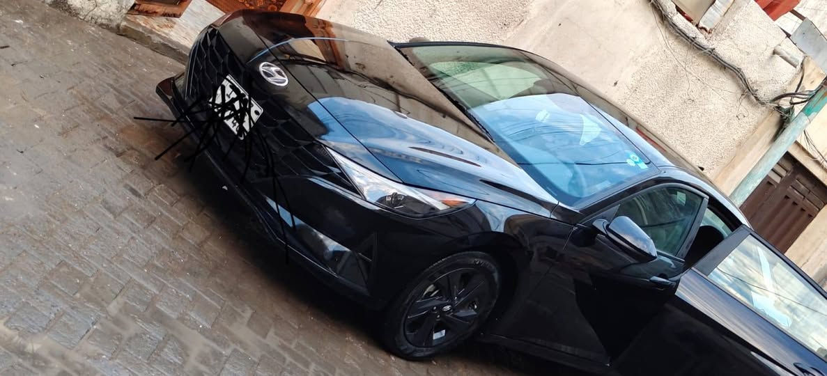 السلام عليكم 
الانتره 23بسمي
حادث ربع البنيد صبغ وربع الجاملغ تصليح
السياره ليبل واحد السونار موجود للستفسار
***********.***********
