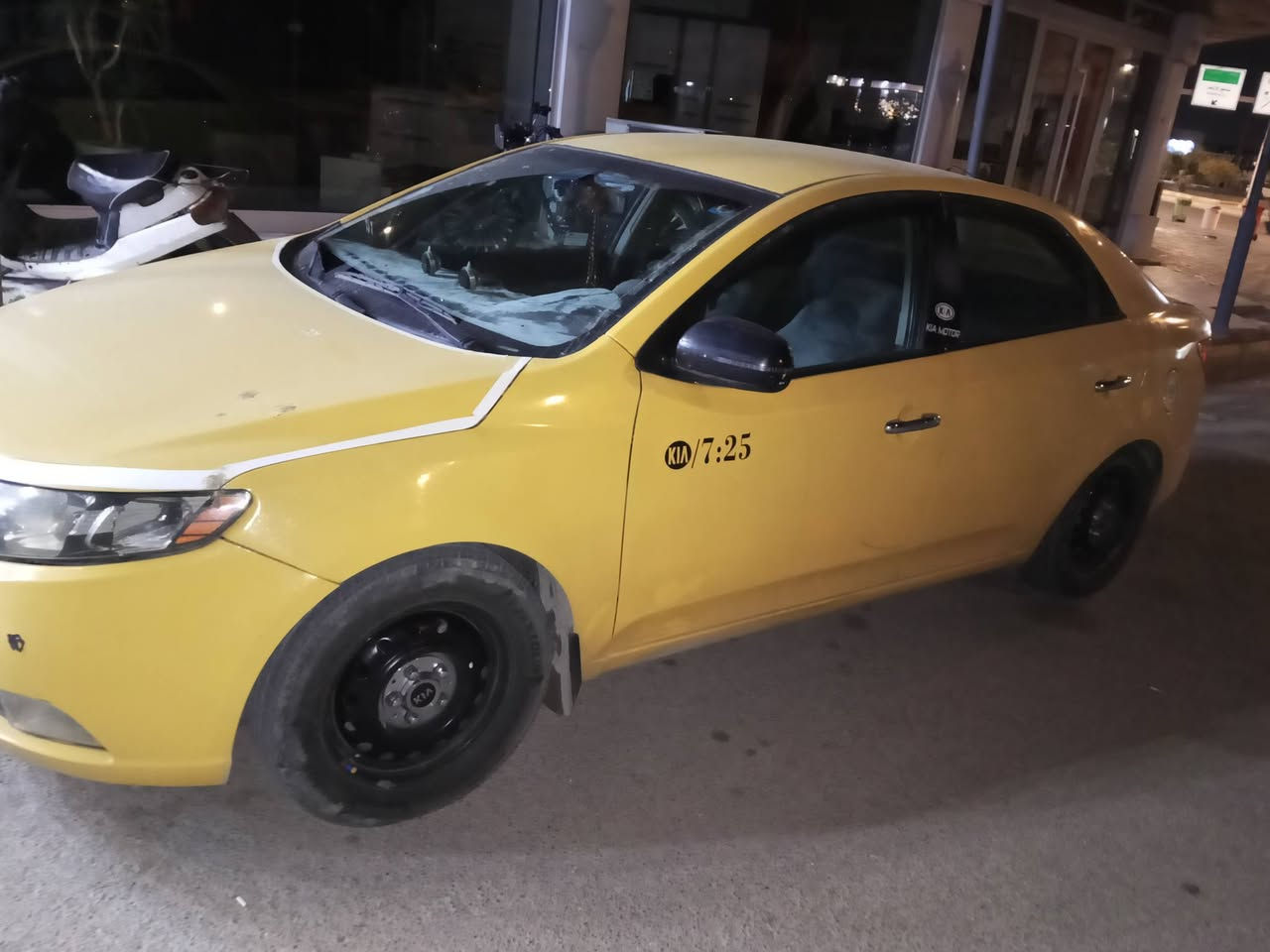 سلام عليكم فورتي موديل 13حادث جاملغ خلفي كير مكينه تبريد كله شغال رقم دولي ب اسمي تحويل ثاني يوم مكان الناصرية السعر 90
***********
