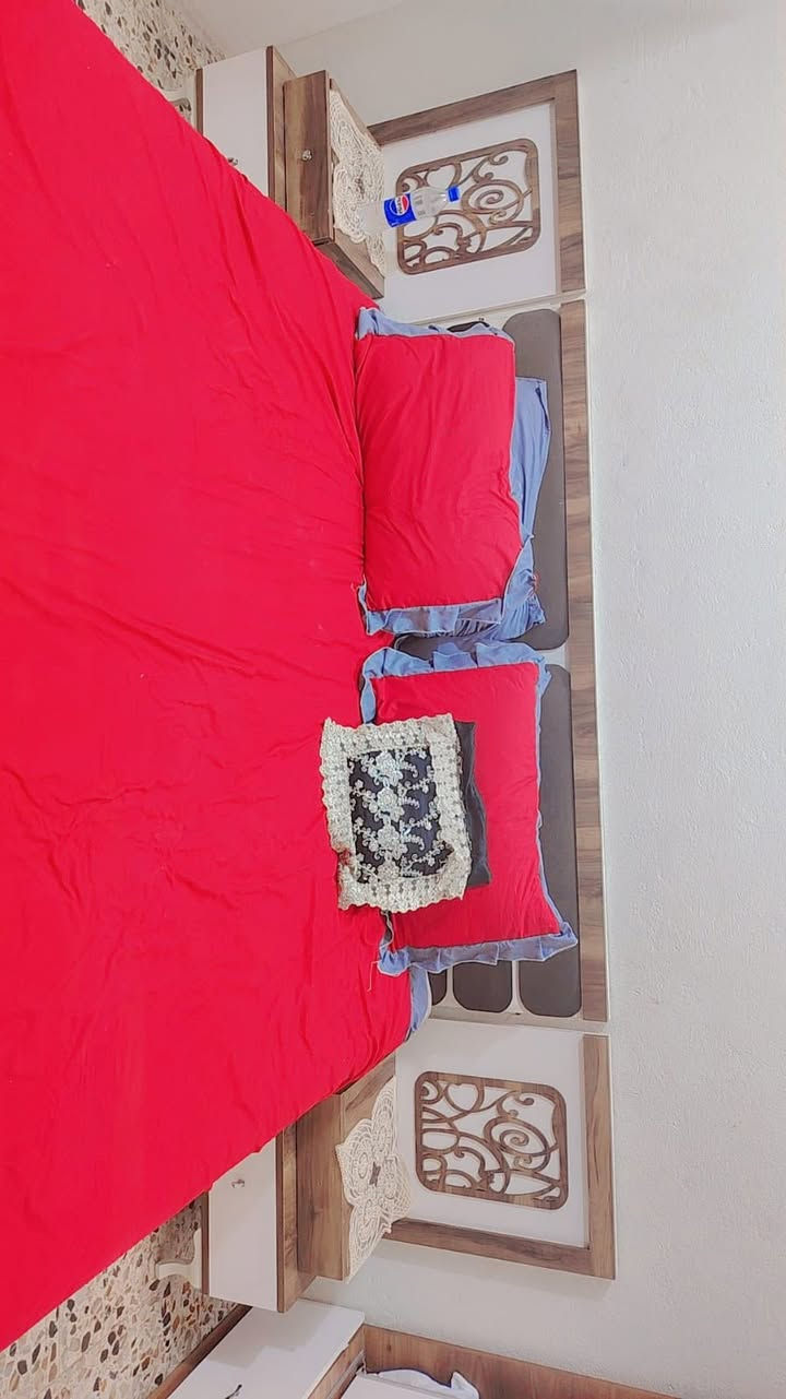 غرفه. للبيع ٥. قطع اي. ضرر. مابيها. صوميه. وياها. تفصال


**إذا كنت صاحب هذا الإعلان وتريد حذفه لأي سبب، رجاءا أرسل رسالة إلى الدعم الفني**