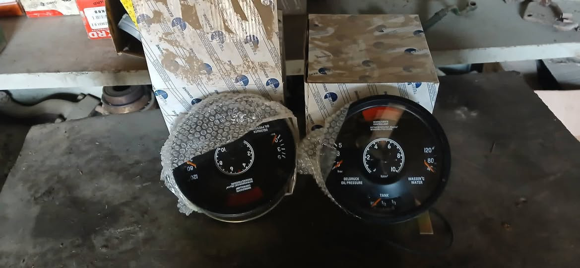 ادوات احتياطية اقجم الماني ابلادي كلهن جدد ..للاستفسار اتصال ع ***********
العنوان بغداد صناعة التاجي كراج نجاح السهيل 
محلات ابو علاء التميمي
#بغداد_الصناعة_التاجي_الدجيل_الموصل_سامراء_بابل_سبع_البور_صلاح_الدين
