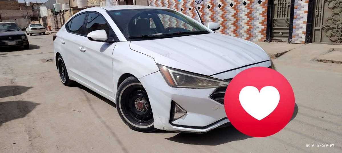 السلام عليكم
انترا موديل 2019

سنويه جديده

حداديه جديده

تبريد ثلج

سياره بيه بجم مصلح الجاملغ وشويه من الباب شبر

مبدل بنيد
وبعد بيه هواي موصفات

***********

سعر 133 وبيه مجال
