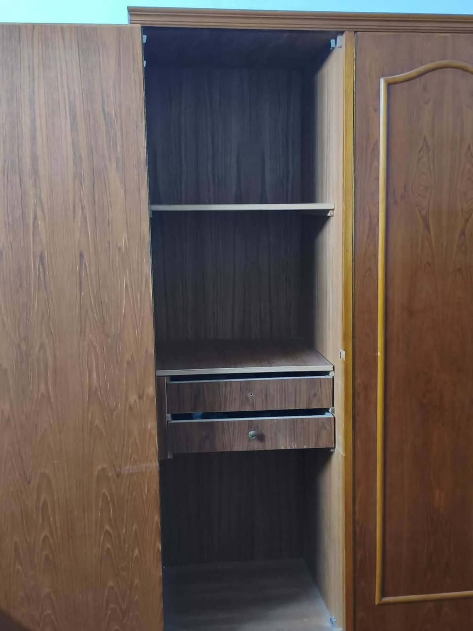 السلام عليكم
كنتور صاج اربعة ابواب مع جرباية صاج للبيع
الاستفسار على الخاص


**إذا كنت صاحب هذا الإعلان وتريد حذفه لأي سبب، رجاءا أرسل رسالة إلى الدعم الفني**