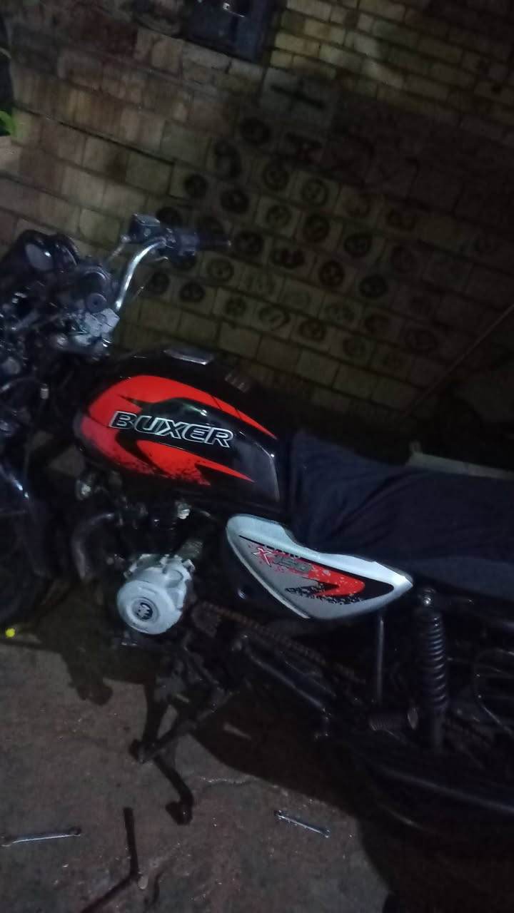 دايمون للبيع موديل 21 اوراق وصولي بيها خيط دخان السعر 650 وبيها مجال مكاني كوت دور العمال الشرايه راسلني خاص


**إذا كنت صاحب هذا الإعلان وتريد حذفه لأي سبب، رجاءا أرسل رسالة إلى الدعم الفني**