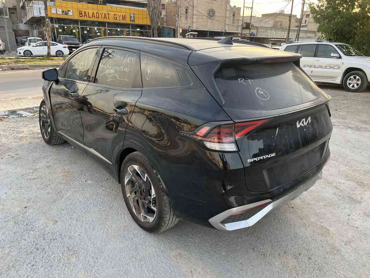 سلام عليكم سبورتج برستيج للبيع مديل 2025
ماشيه 13 الف دخول جديده عل ضرره 
بدون يرباك تشتغل تمشي تبريد شركه 
خمس كمرات بنرامه فول برستيج 
بدون رقم مكينه 2500 
السعر 155 ورقه بغداد بلديات 
***********
