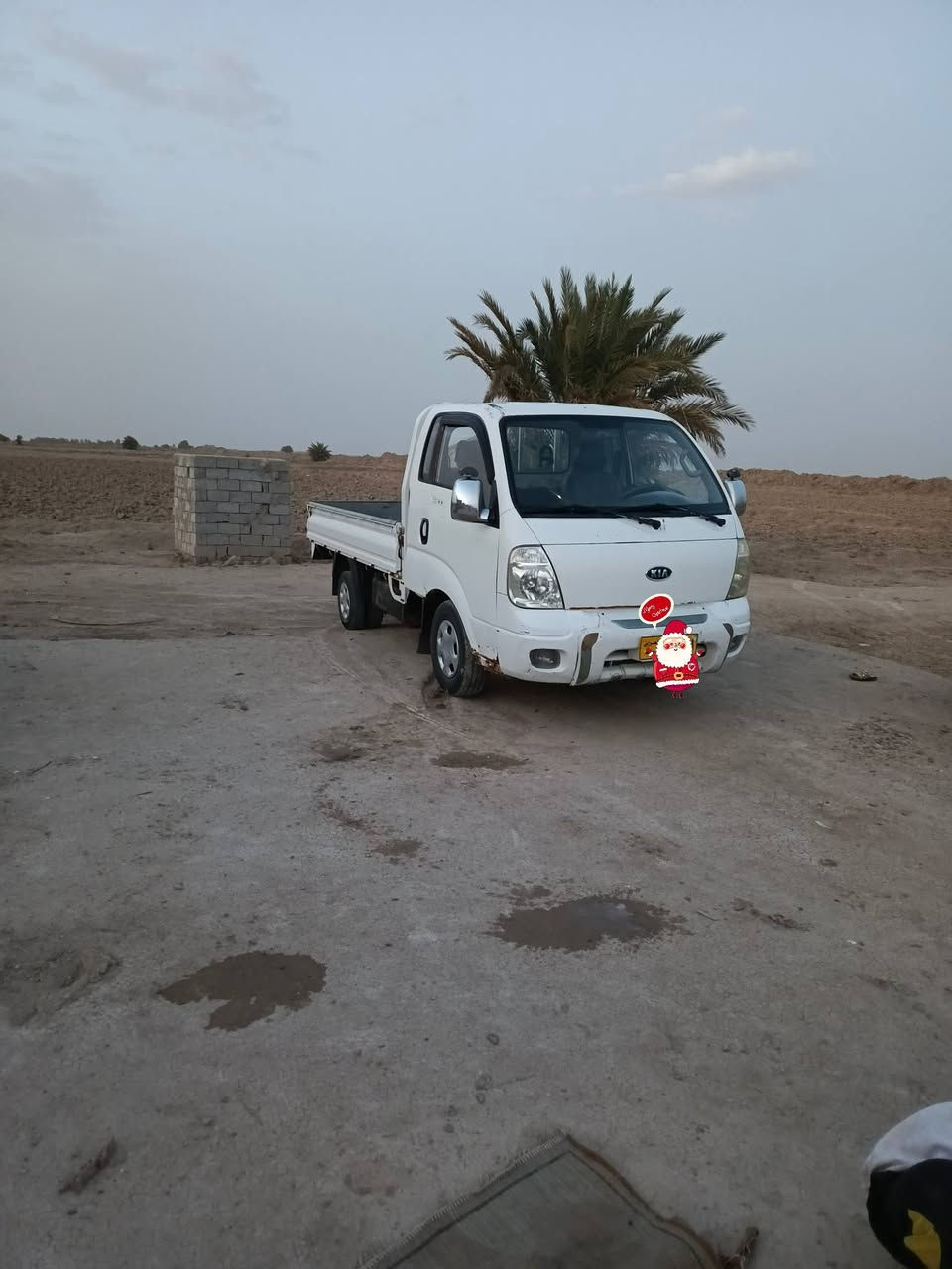 كيا موديل 2010سياره علئ وضع الابلاد مكفوله من كير ومحرك واكسن تخم تاير باتري جديد تبريد شغال حداديه جديده. رقم واسط وبيهئ قاصرين ارثه السعر 60وبيهئ مجال العنوان بابل ***********
