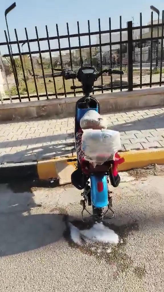 سلام عليكم دراجه شحن للبيع حجم 14 كلشي شغال بيه عوزه بس بطاريات السعر 150 عوزه بس بطاريات


**إذا كنت صاحب هذا الإعلان وتريد حذفه لأي سبب، رجاءا أرسل رسالة إلى الدعم الفني**