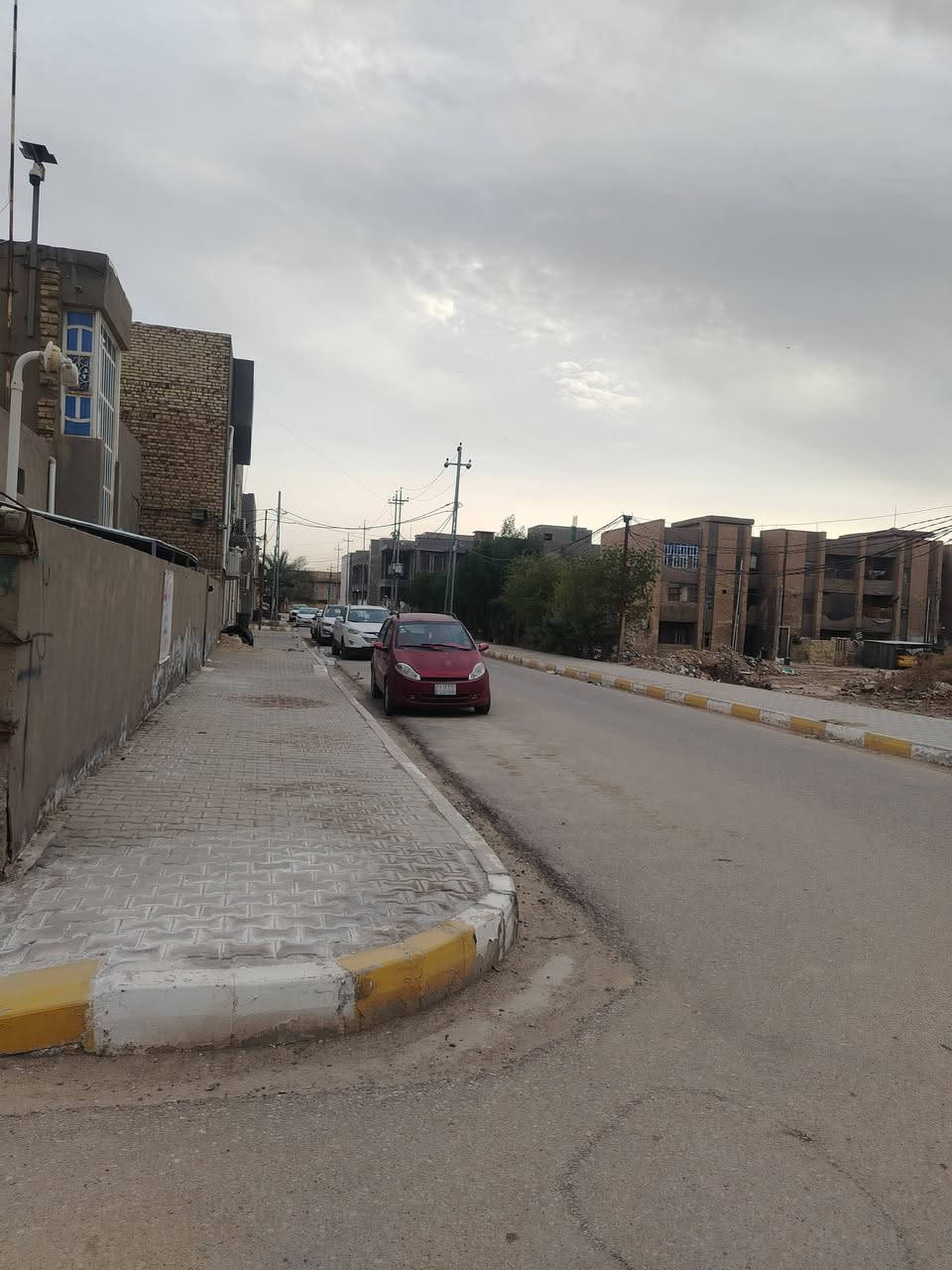 علان عرصه البيع /🚩

عرصه البيع طابو صرف المساحة 200 متر /
بصف الركن 
العنوان حي الحضارة متخل الشارع 20 /🚩

قرب الشارع العام الريسي شارع الدغاره/

قرب العمارات السكنية الجديده /

الواجهة 10 النزال 20 /↕️

مراجعة مكتب قصر الباشا للعقار /🚩

العنوان المكتب شارع أسواق طيبه /🚩
مجاور أسواق دجله /🪙

مكتب احمد الشمري للأستثمار وتطوير /🏗️
 العقاري  /🛂

يرجاء مراسلة الصفحه💻 او /

الاتصال على الرقام التاليه /☎️

( *********** )  👉  📞

( *********** )   👉  📞

-----------------------------------------------------------
