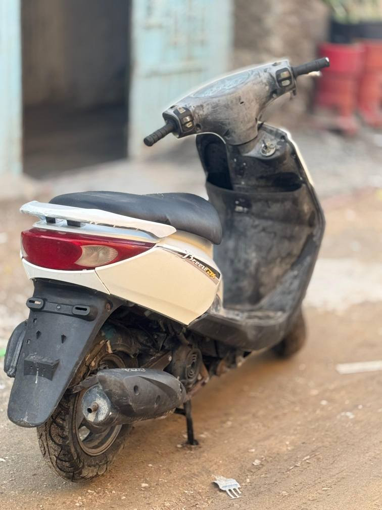 ‎دراجه بريز نضيفه كلش مكينه ناعمه سلف وهندر سعر 450 بيها مجال حك جيه عنوان طالبيه ***********‎ بغداد, العراق
