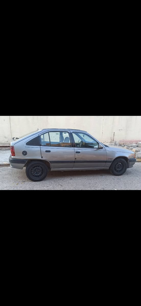 سيارة كاديت للبيع نظيفة محرك وكير شرط سنوية لل29
الشرعي بالموصل مبدل باتري جديد بوربرينات اربعه جدد دوش جديد سيارة جاهزة سعرها 23 ورقة وبيها مجال بسيط العنوان موصل الجانب الايمن ..
الاتصال على الرقم *********** او مراسله ع الخاص
