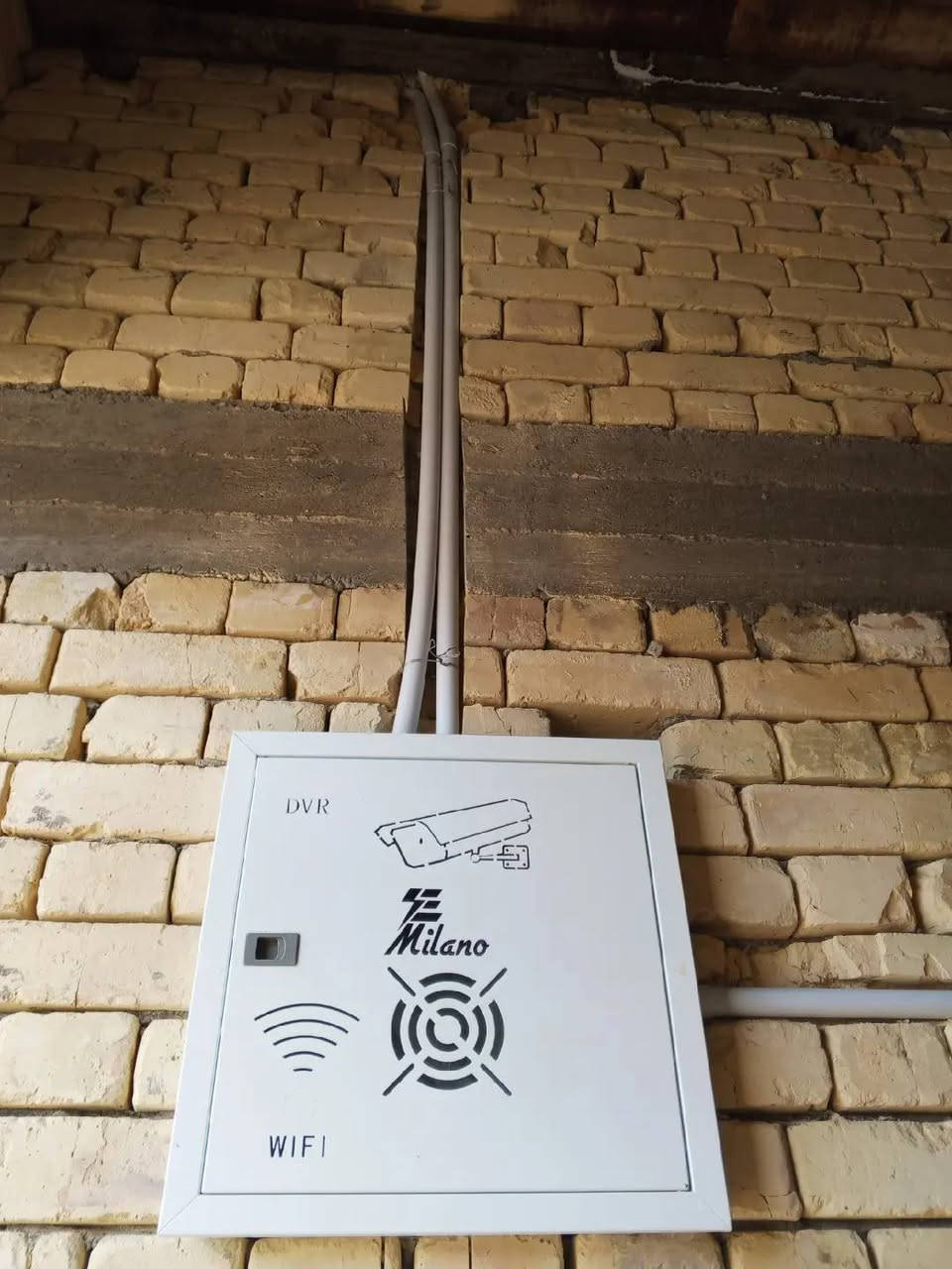 حفر كهرباء وتكعيد بوكسات  شغل درجه اولئ ع ليزر تواصل ***********
