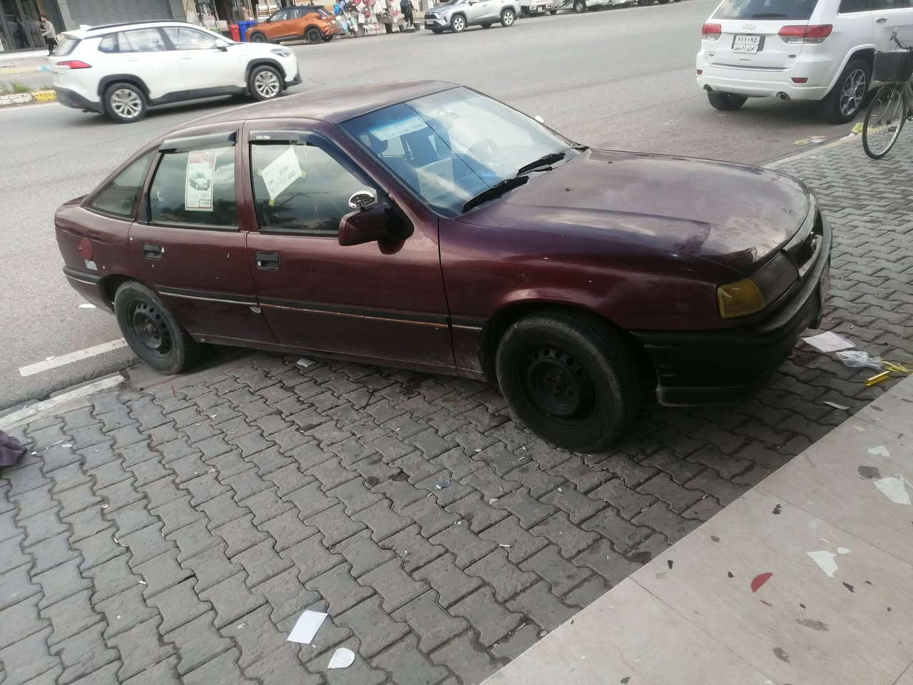 اوبل فيكترا للبيع موديل 1992 سنويه عظم عاج بيها دفتر بانزين محرك 20 كير محرك شرط لا صرف لا بخار سياره بدون ضربه بدون خياس شرط التحويل و الوكاله سعره 35 وبي مجال مكان السياره كركوك للاستفسار ***********
