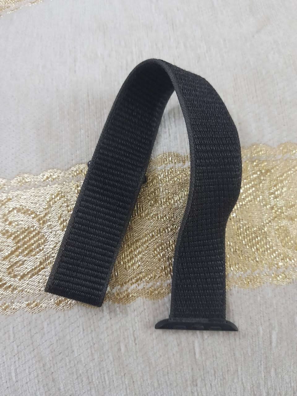 ساعه ابل نظيفة جدا
اللون سيلفر

الجيل 5 

الحجم 44MM

 البطارية 86%

كيبلها الاصلي وموجوده كارتونتها واوراقها كامله

بيها 3 سيورة الاصلية مالتها (ابيض ممستعمل ابدا، زيتوني نايك، واسود قماش) 

السعر 200 وبيها مجال

رقم التواصل ***********

