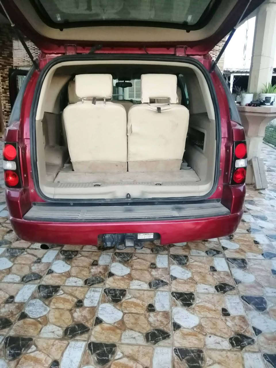 سلام عليكم اخواني سيار البيع سعره دفتر بيه مجال حك جيتك اخوي محافظة كركوك قرية  هذ رقمي *********** رقم سليمانيه شرط دحويل اسم شاري صبغ عام تمام اخوي تحياتي للجميع اخواني البيع شراي
