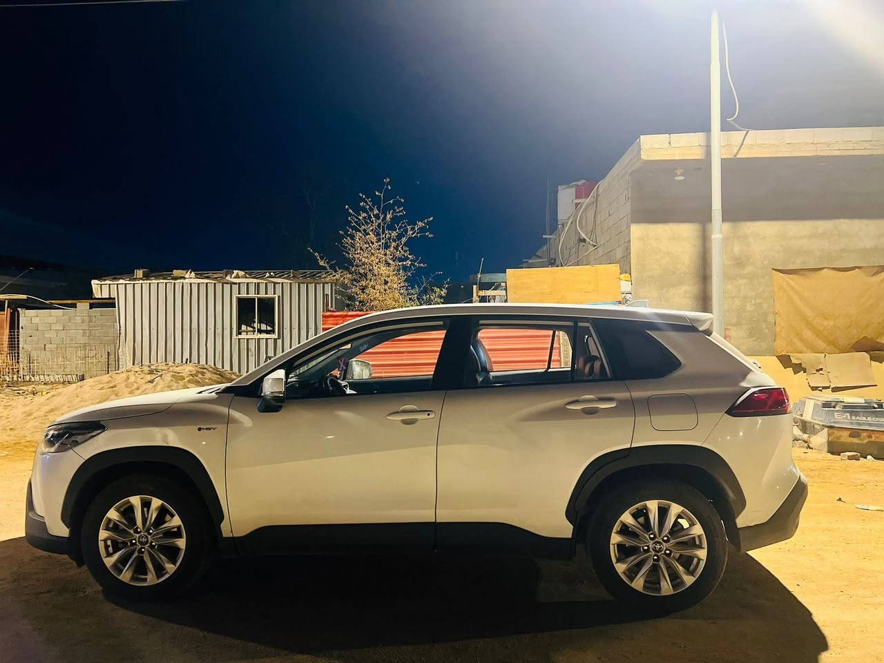 كورله خليجي تجميع مديل ٢٤ رقم بغداد تحويل السياره مكفول بيه بارد قليل كلش بل مدكر أمامي سياره جديده سعر ١٥٢ رقمي *********** مكاني بصره
