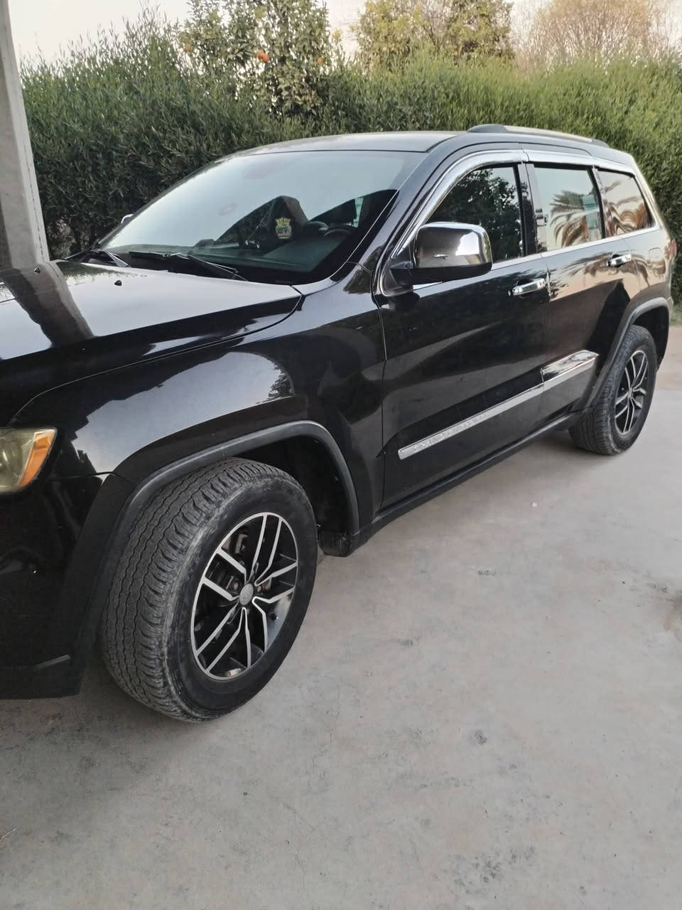 جيب لاريدو موديل ٢٠١١ بيها قطعتين بدون دواخل رقم بغداد السياره مال جناي كير شركه محرك جديد لابخار ولاتنقيص تبريد تدفئه شقالات السعر ١٤٨$وبيها مجال لطيبين العنوان بغداد اليوسفيه مبايل ***********
