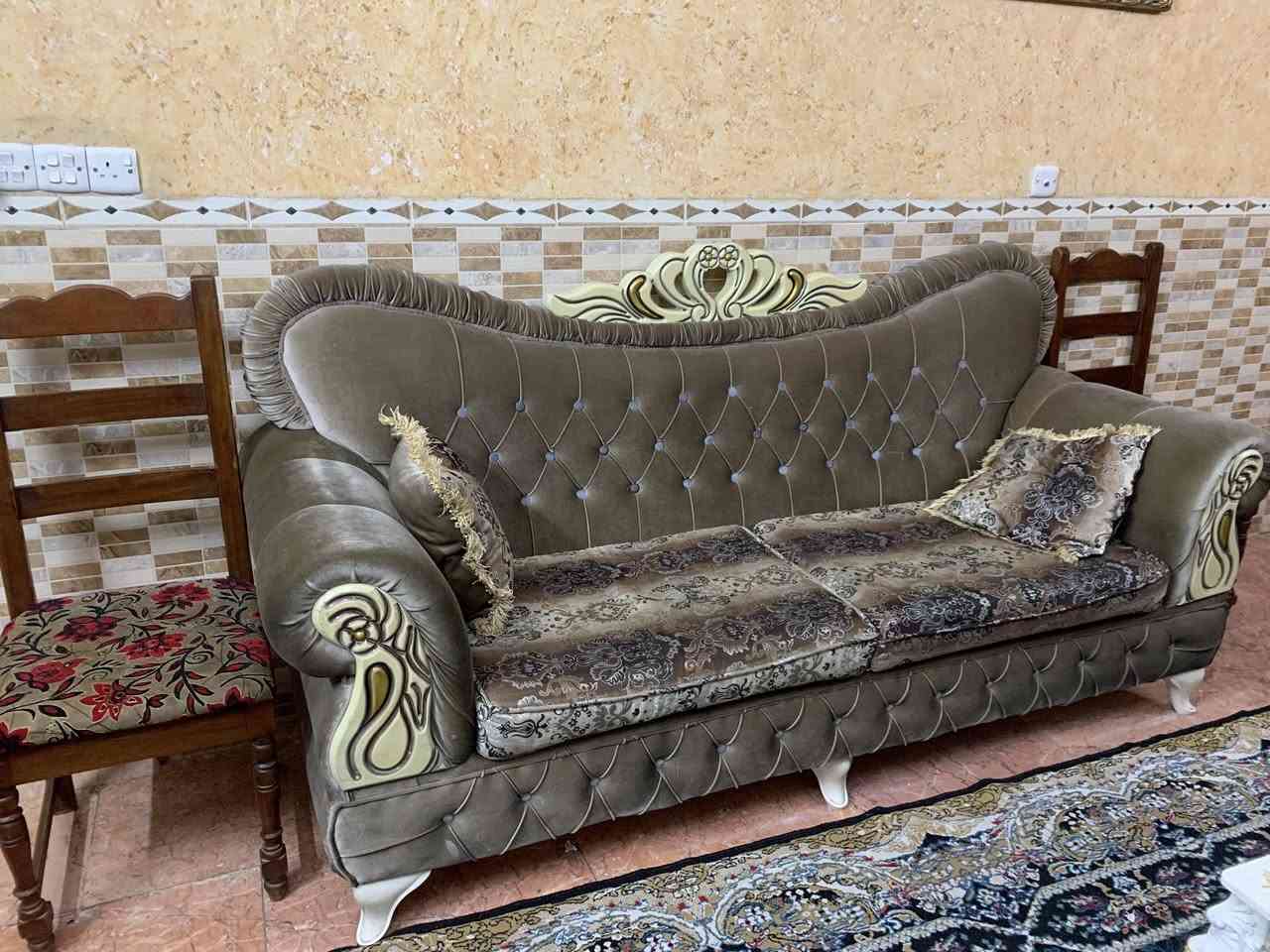 السلام عليكم تخم للبيع 10 مقاعد السعر مليون دينار ***********
