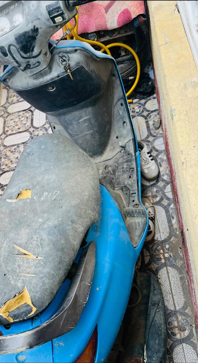 السلام عليكم فراشه شغله كامله عوزهة بس المازدة دراجه ما مفتوحه
275 وبيهة مجال قليل 
*********** او علق واني اراسلك
