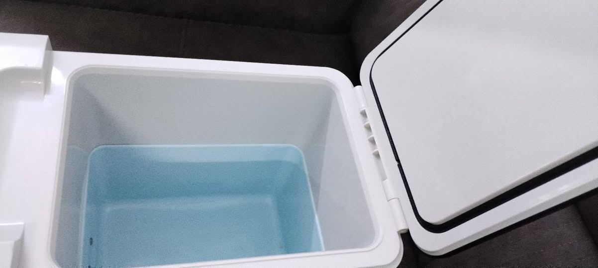 سلاجە12 volt  سعر 45000      ***********
